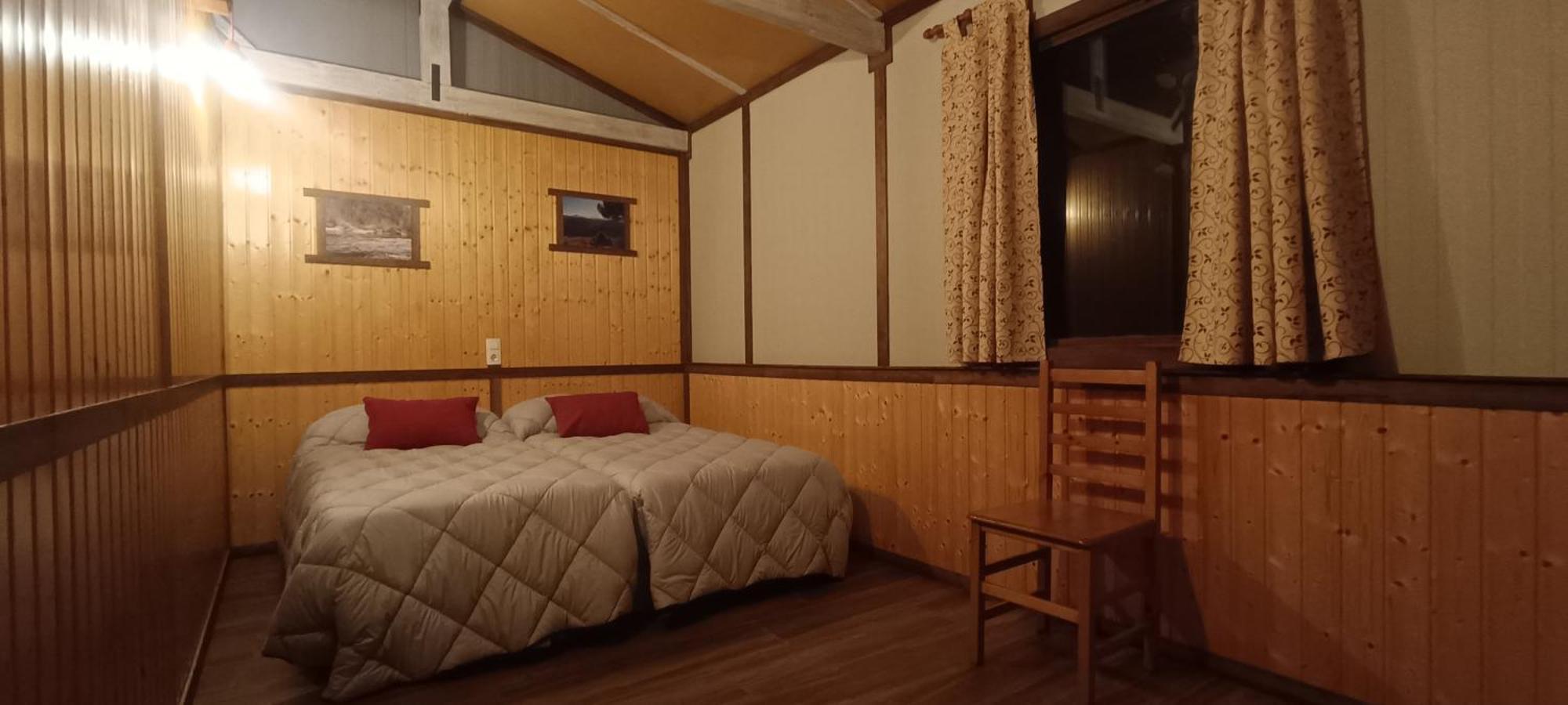 Casas Rurales Vado Del Rio Tus Cortijo Prados Luaran gambar