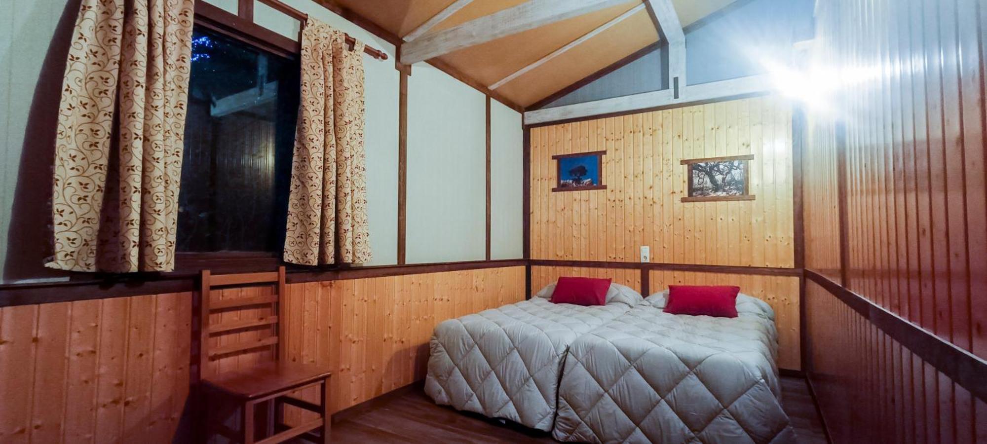 Casas Rurales Vado Del Rio Tus Cortijo Prados Luaran gambar